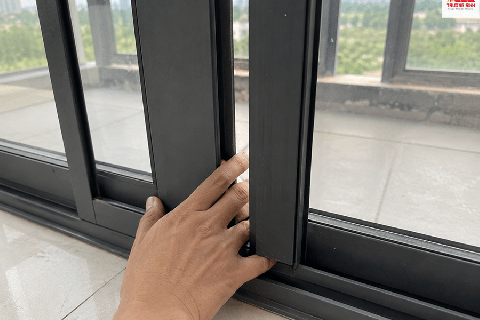 Tổng hợp những lỗi cửa nhôm kính và cách khắc phục